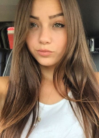 Melanie Pavola