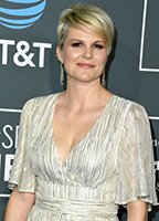Jennifer Robertson