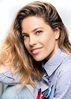 Debi Nova