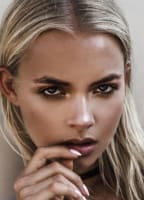 Bella Oelmann