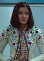 Rakhee Thakrar
