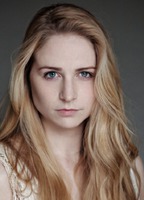 Niamh Algar