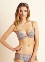 Roos Van Montfort