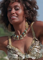 Alicia Dhanifu