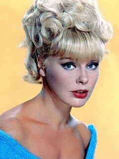 Elke Sommer