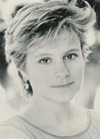 Elizabeth Garvie