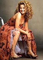 Nancy Travis
