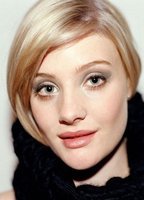 Romola Garai