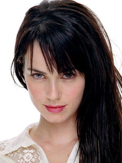 Mia Kirshner