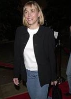 Bess Armstrong