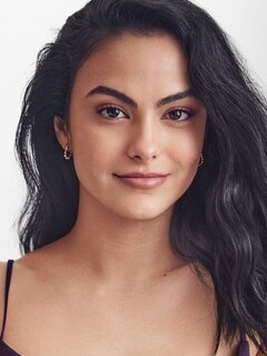Camila Mendes