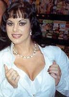 Jewel De'nyle