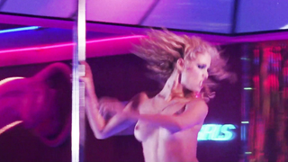 Elizabeth Berkley, Rena Riffel - Showgirls (1995)