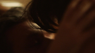 Lizzy Caplan – Mga Bihasa sa Seks s04e09