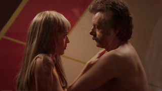 Lizzy Caplan – Mga Bihasa sa Seks s04e08