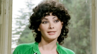 Edwige Fenech - Bisyo ng Pamilya