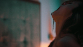 Asia Ortega - Sky High (Hasta el cielo) s01e02e06 (2023)