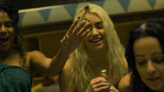 Veronica Sanchez, Lali Esposito, Yany Prado, etc - Sky Rojo s02e01-08 (2021)