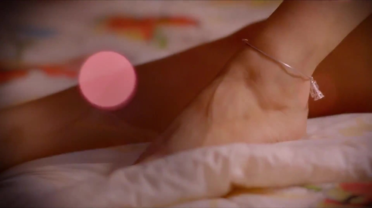 Nehal Vadoliya, Kangana Ranaut - 9 O Clock (2019)