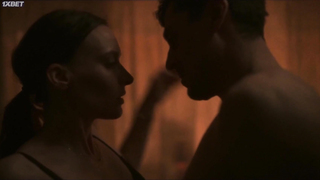 Josefin Asplund - Top Dog s02e01 (2023)