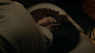 Sophie Skelton, Caitriona Balfe - Outlander s06e08 (2022)
