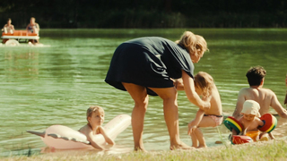 Angelika Niedetzky, Claudia Kottal, Caroline Frank, Lilian Jane Gartner, Julia Edtmeier, Esther Schweins - Love Machine 2 (2023)