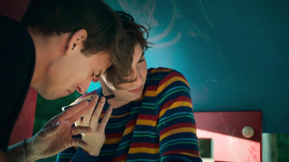 Valerie Stoll, Franziska Brandmeier - Intimate s01e01 (2023)