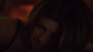 Catherine Missal, Grace Van Patten - Tell Me Lies s01e04 (2022)