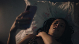 Nicôle Lecky, Lara Peake, etc - Mood s01e01-04 (2022)