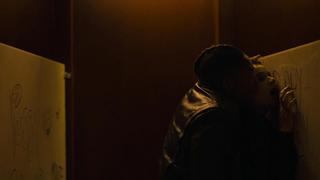 Evelyn Giovine, Sasha Lane, Emma Laird - The Crowded Room s01e02-03 (2023)