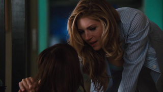 Jo Newman, Katheryn Winnick, Christina Fandino – Love and Other Drugs (2010)