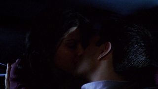 Crystal Cass, Katie Holmes - Verstörendes Verhalten (1998)