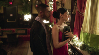 Katherine McNamara, Victoria Justice - Trust (2021)