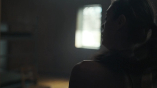 Zoe Saldana, Laysla De Oliveira - Special Ops Lioness s01e01 (2023)