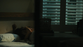 Zoe Saldana, Laysla De Oliveira - Special Ops Lioness s01e02 (2023)