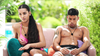 Courtney Randolph, Hannah Brooke, Megan Thompson, Christine Obanor, Elys Hutchinson, Yazmin Marziali - Too Hot to Handle s05e05-06 (2023)