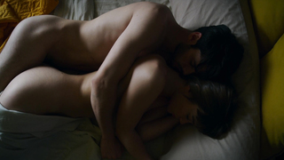 Carla Campra, Alba Flores - Holy Family (Sagrada familia) s01e03-07 (2022)