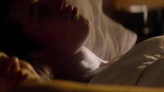 Shailene Woodley, Felicity Jones - The Last Letter from Your Lover (2021)