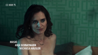 Alma Hasun - Vorstadtweiber s01e59 (2022)