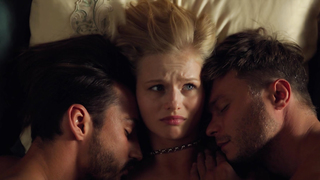 Aleksandra Bortich, Anita Zaporotskova, Yuliya Gavrilina, Larisa Dolina, Aleksandra Kiseleva, etc - Blesk s01e01-08 (2023) HD 1080p