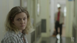 Geraldine Hakewill, Mandy McElhinney, Felicity Ward, Harriet Dyer - Wakefield s01e01-07 (2021) HD 1080p