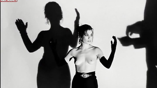 Mirto Alikaki - black out ps red out