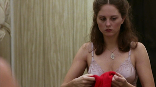 Elizabeth Kemp, Caitlin O'Heaney - Alam Niya na Nag-iisa Ka (1980) HD 720p