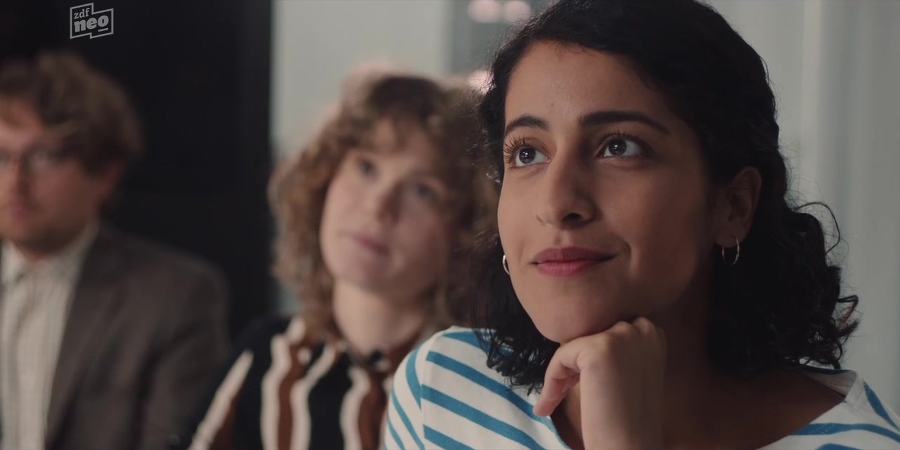 Banafshe Hourmazdi, Emma Drogunova, Karin Hanczewski - Loving Her s01e02e04 (2021) HD 720p