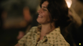 Siobhan Fernandes, Janet Novás, Julia Gómez - O corno (2023) HD 1080p