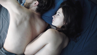 Mariya Akhmetzyanova - Ostorozhno - lyubov s01e01 (2024) HD 1080p