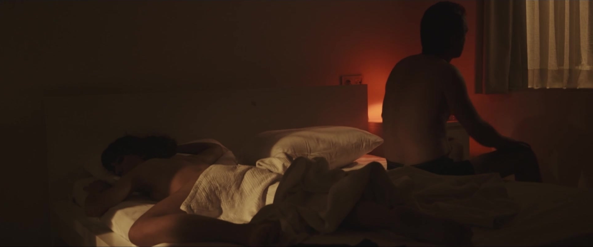 Irem altuğ erotik film - noirot.net.ua