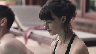 Daisy Edgar-Jones, Aoife Hinds - Normal People s01e01-12 (2020) HD 1080p