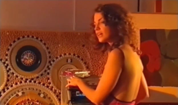 Dolores Fonzi - Relaciones carnales (2002)