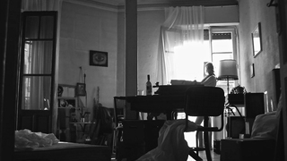 Julieta Segura nude scenes in Julia (ES-2023)